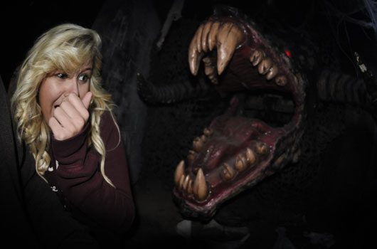 Haunted-Hoochie-at-Dead-Acres